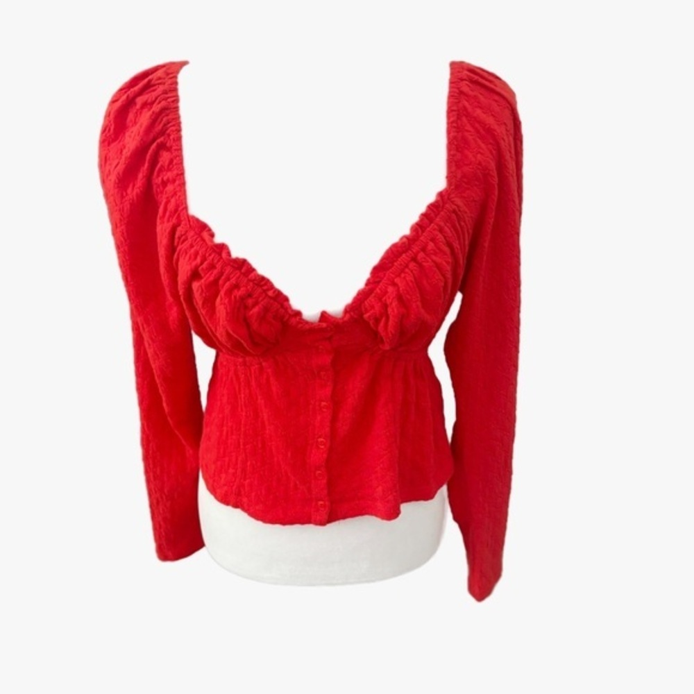 🦋FREE PEOPLE🦋 Long sleeve top size: Large